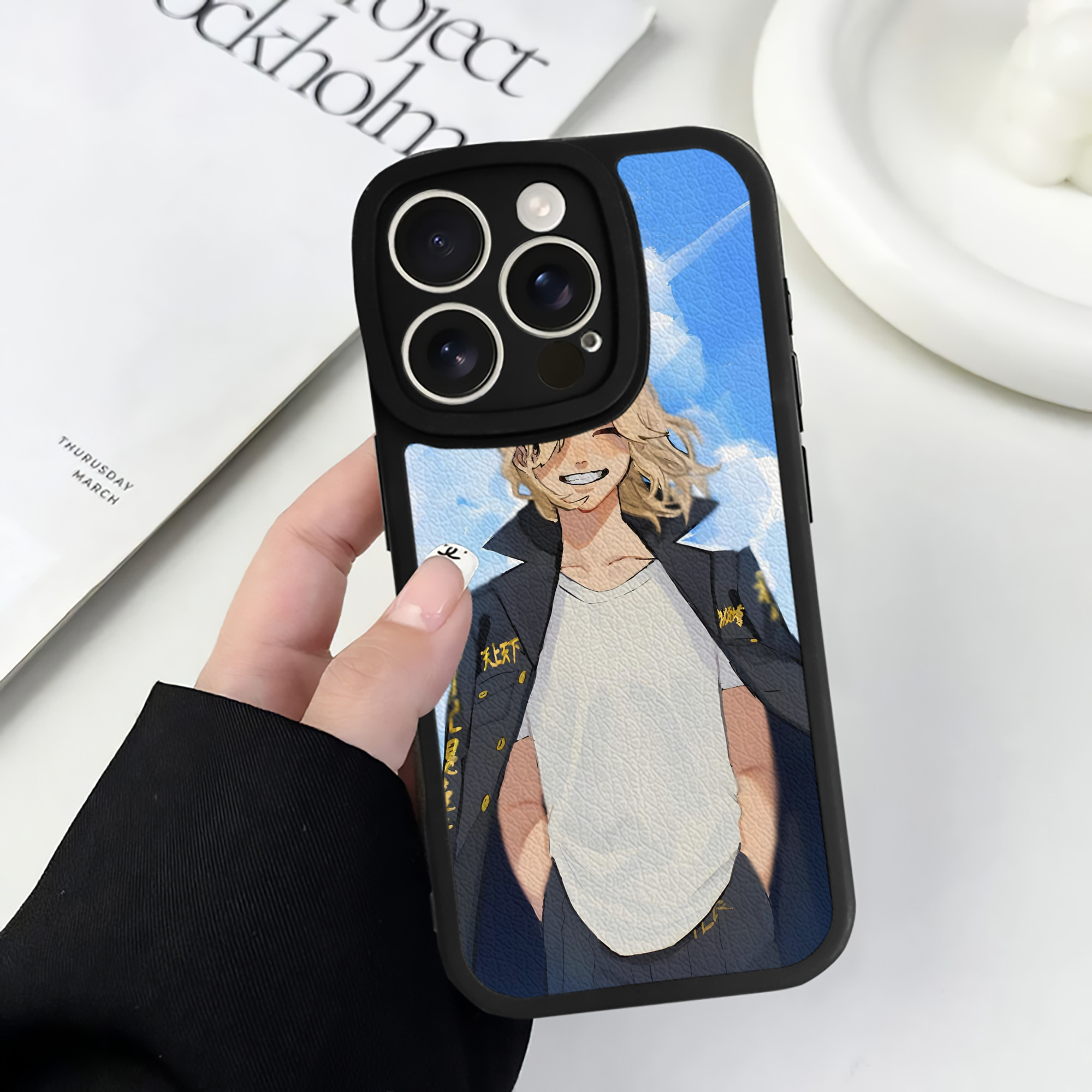 （画像用） 東京リベンジャーズ Tokyo Revengers 【iPhone 16シリーズ対応】シリコンスマホケース（レザー調） 材質：シリコン